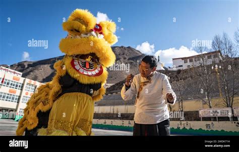 昌都洛隆縣路況如何，是否影響了當地的旅遊業發展？